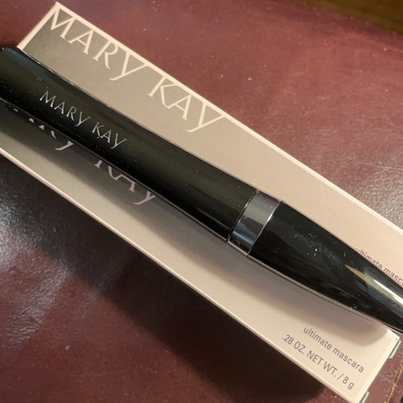 Mary Kay Ultimate Mascara-Black